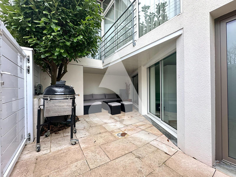 Maison - 104 m² - 4 pièces