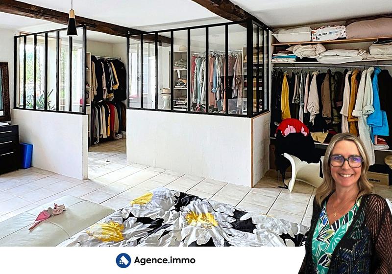 Maison - 234 m² - 8 pièces