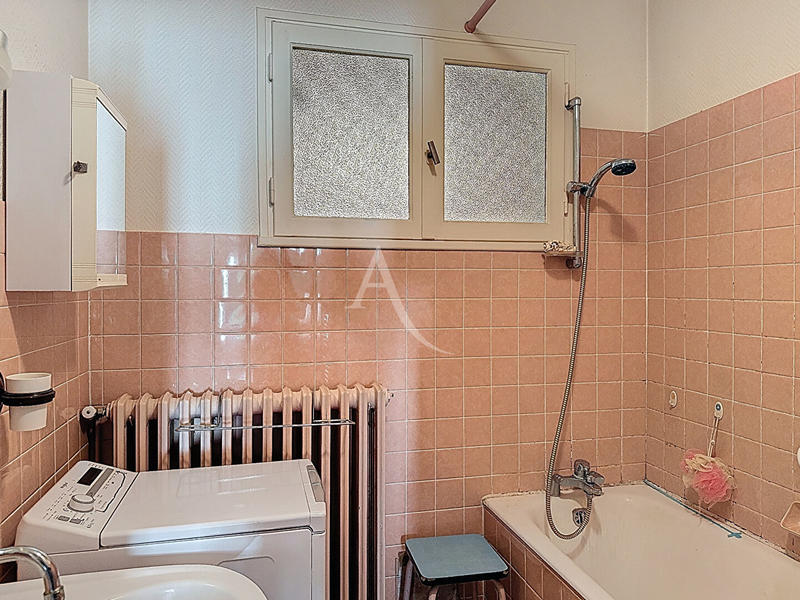 Maison - 92 m² - 5 pièces