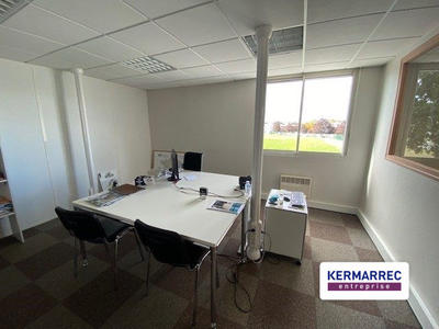 Bureau - 296 m²