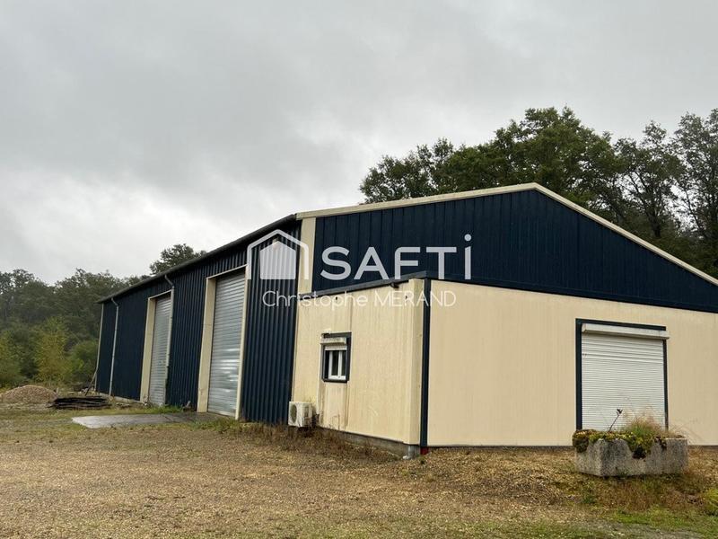 Maison - 328 m² - 10 pièces