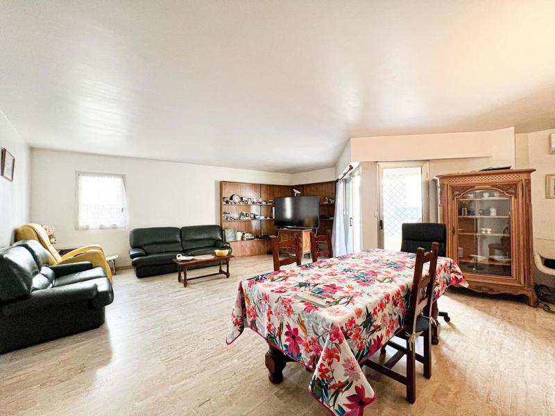 Appartement - 96 m² - 3 pièces