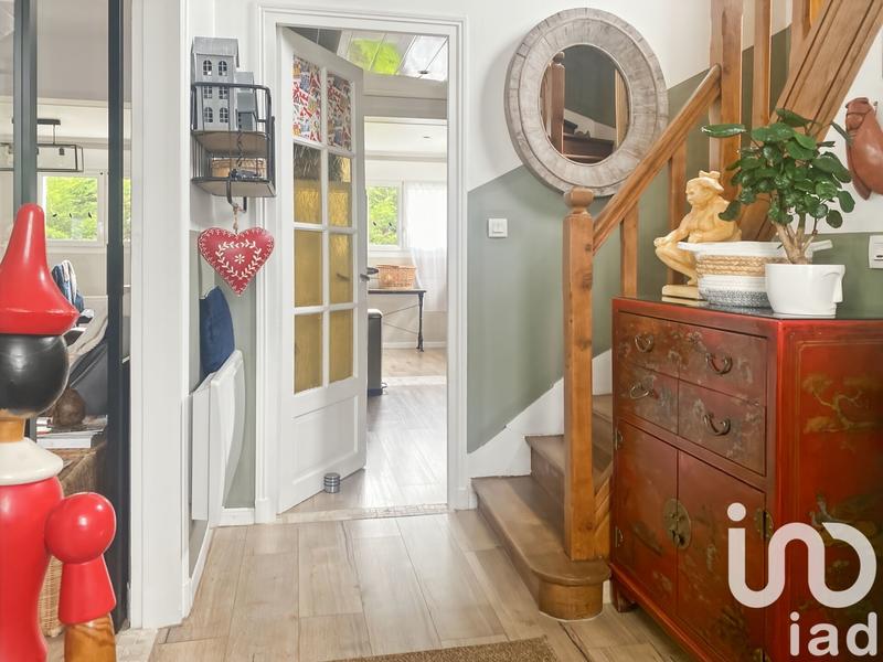 Maison - 93 m² - 5 pièces