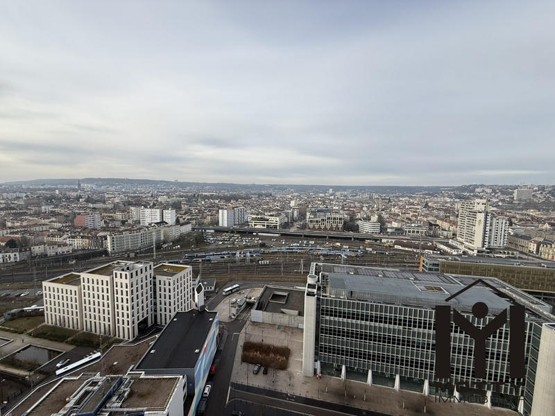 Appartement - 130 m² - 5 pièces