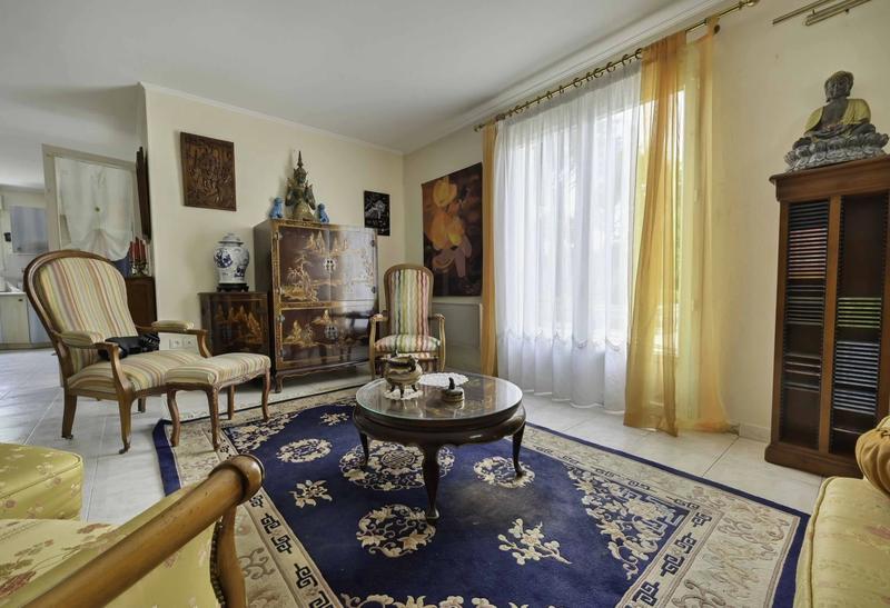 Maison - 184 m² - 8 pièces