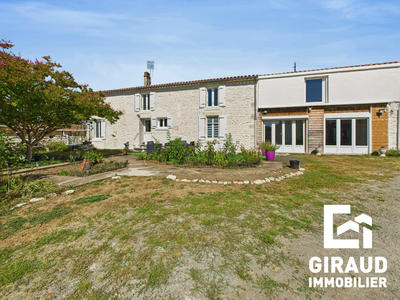 Maison - 127 m² - 7 pièces