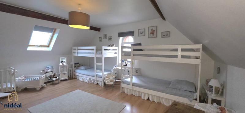 Maison - 283 m² - 12 pièces