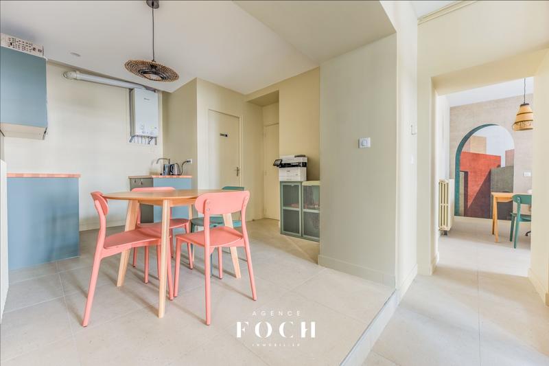 Bureau - 67 m² - 5 pièces