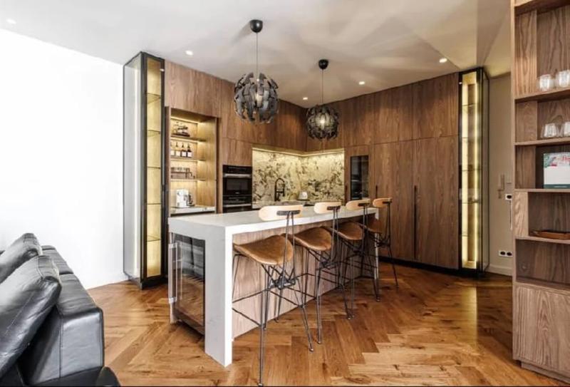 Appartement - 85 m² - 4 pièces