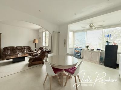 Maison - 186 m² - 7 pièces