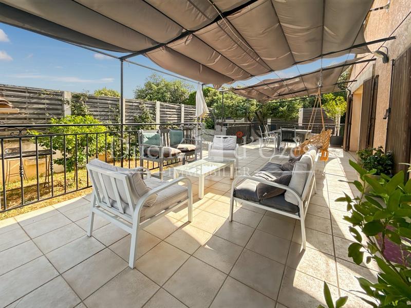 Maison - 145 m² - 5 pièces