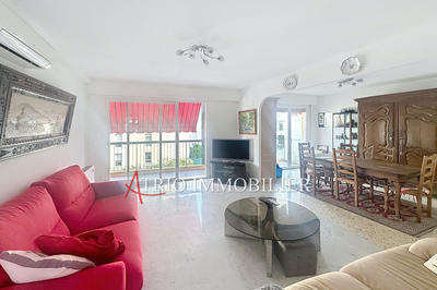 Appartement - 76 m² - 3 pièces