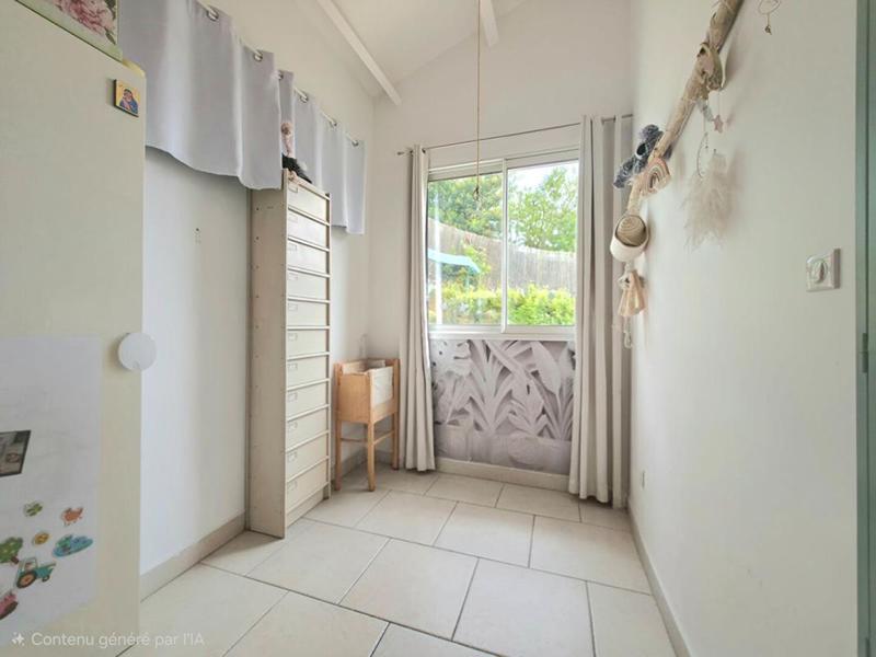 Maison - 145 m² - 8 pièces