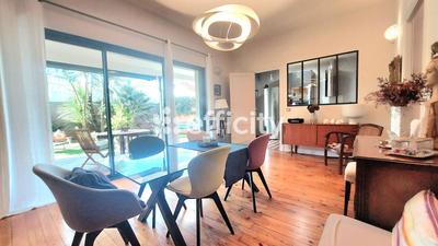 Maison - 150 m² - 5 pièces