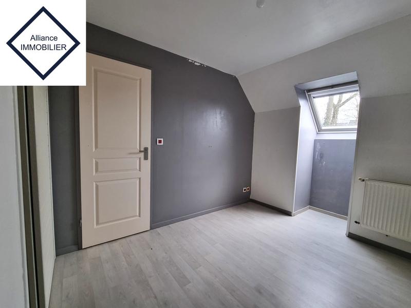 Maison - 96 m² - 6 pièces