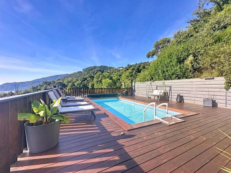 Maison - 183 m² - 5 pièces