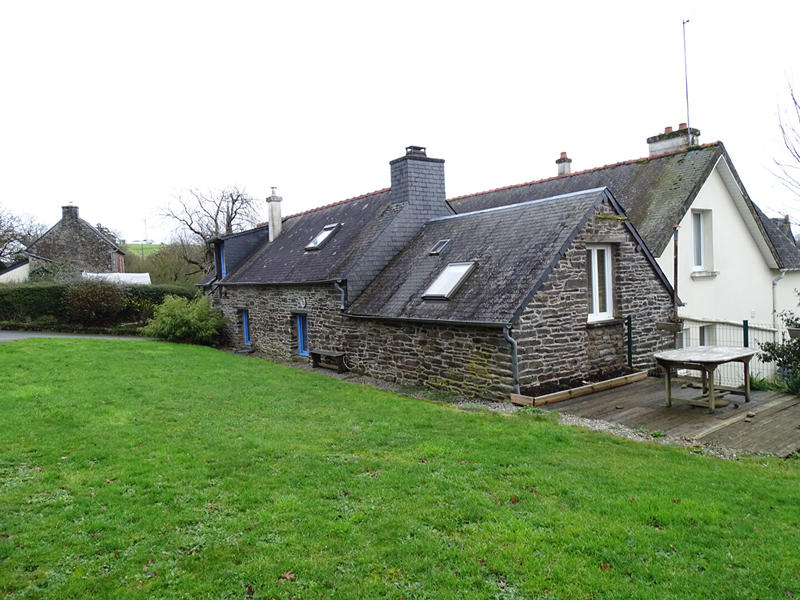 Maison - 208 m² - 13 pièces