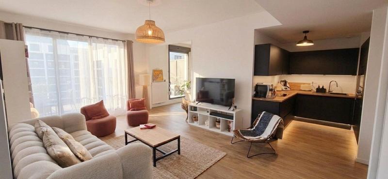 Appartement - 85 m² - 4 pièces