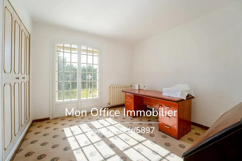 Demeure - 168 m² - 6 pièces