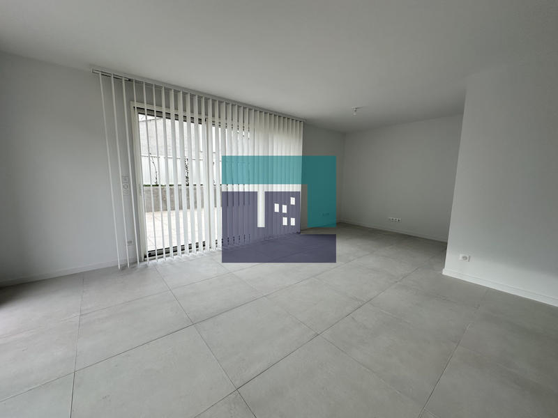 Appartement - 140 m² - 5 pièces