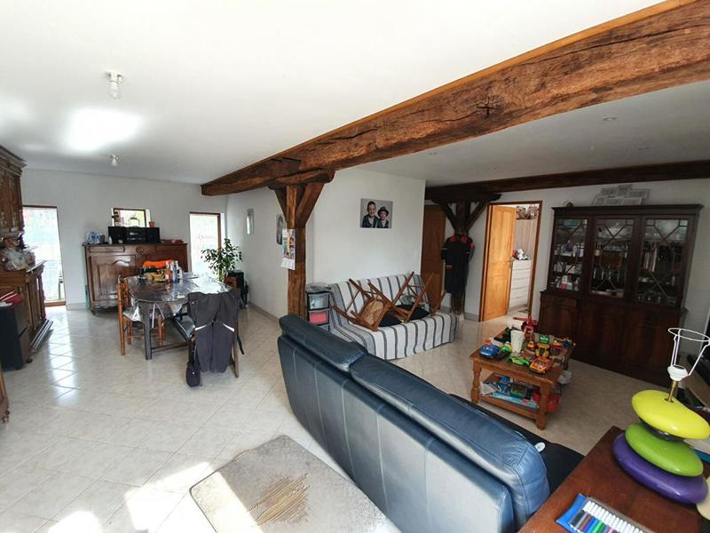 Corps de ferme - 240 m² - 11 pièces