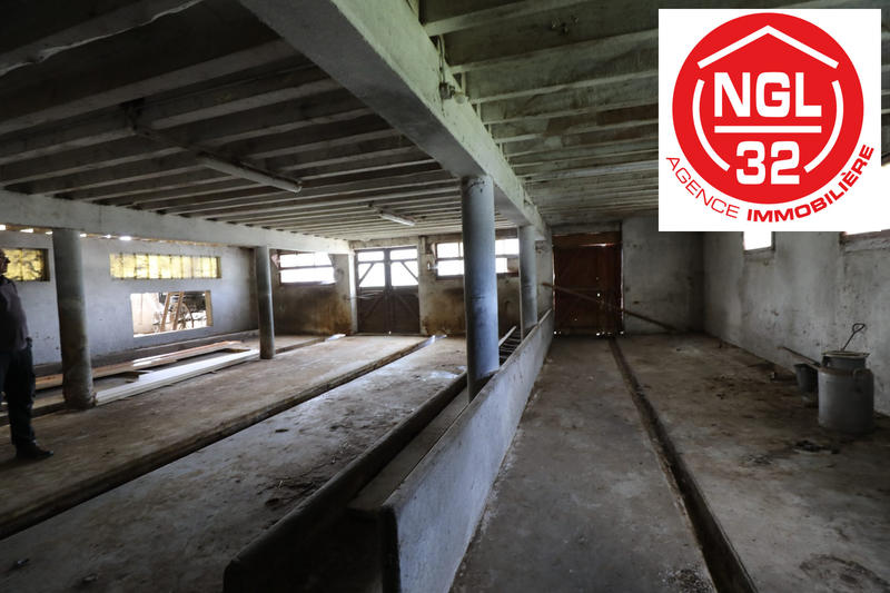 Maison ancienne - 182 m² - 7 pièces