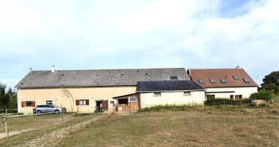 Corps de ferme - 240 m² - 11 pièces