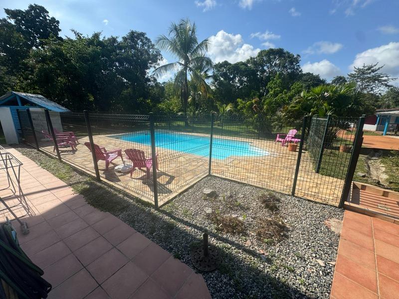 Fonds de commerce - 4 550 m²