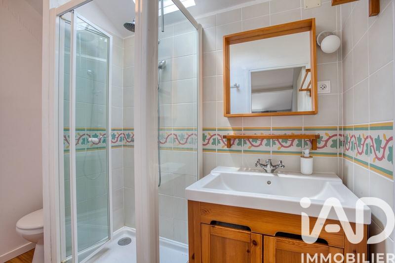 Maison - 345 m² - 10 pièces