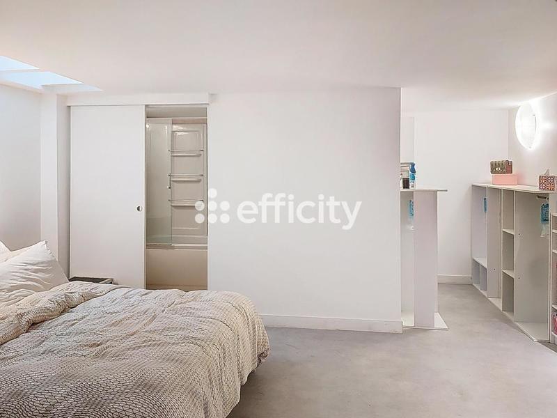 Appartement ancien - 66 m² - 3 pièces