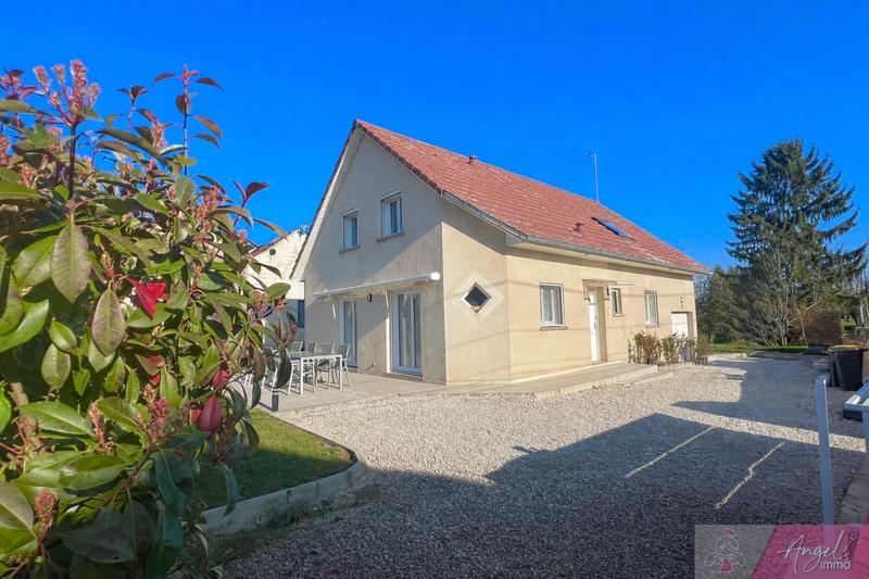 Maison - 132 m² - 6 pièces