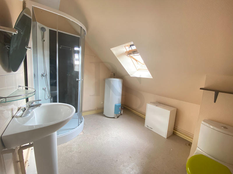 Immeuble - 6 pièces