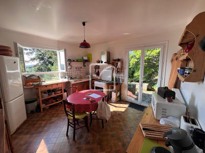 Maison - 143 m² - 7 pièces