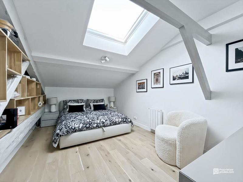 Appartement - 100 m² - 4 pièces