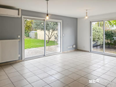 Maison - 94 m² - 4 pièces
