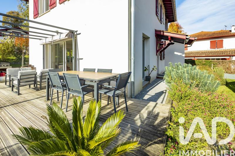 Maison - 126 m² - 6 pièces