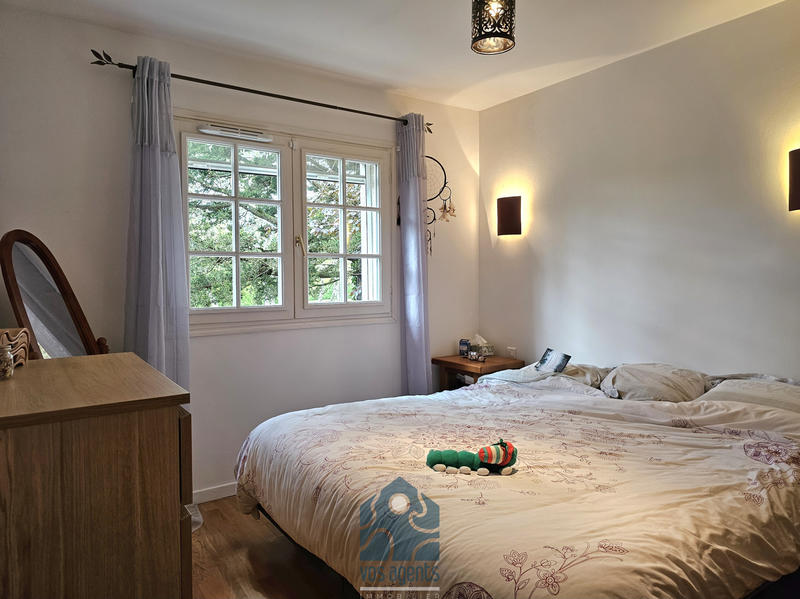 Maison - 190 m² - 8 pièces