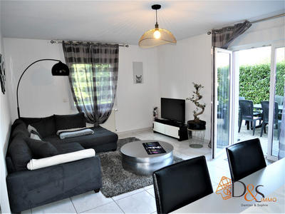 Appartement - 80 m² - 3 pièces