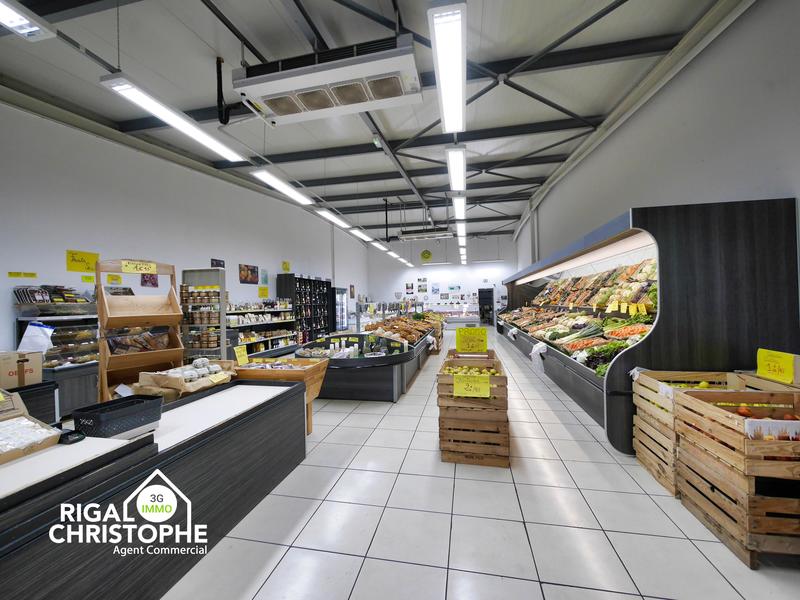 Fonds de commerce - Magasins - 240 m²