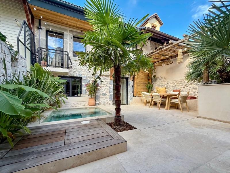 Maison de village - 120 m² - 3 pièces