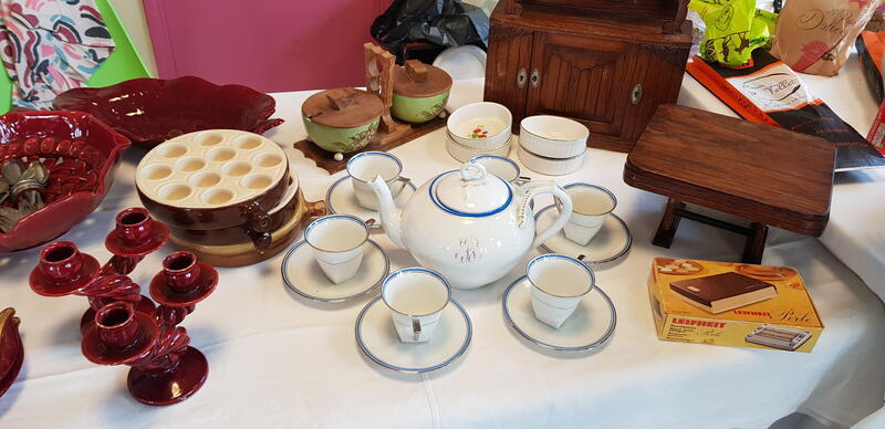 Brocante - bric à brac - artisanat