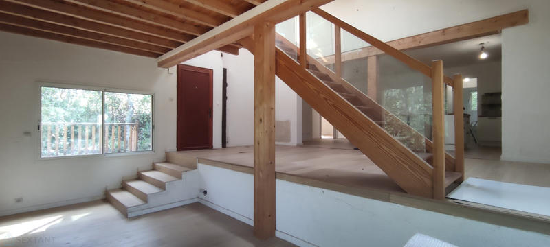 Maison - 188 m² - 12 pièces