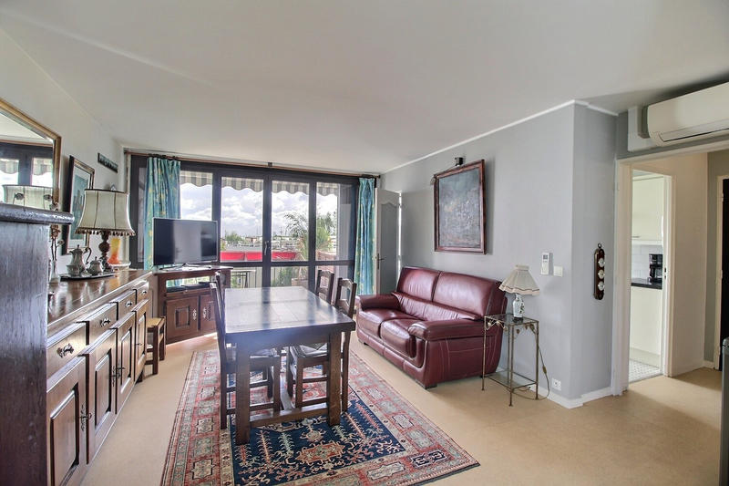 Appartement - 83 m² - 4 pièces