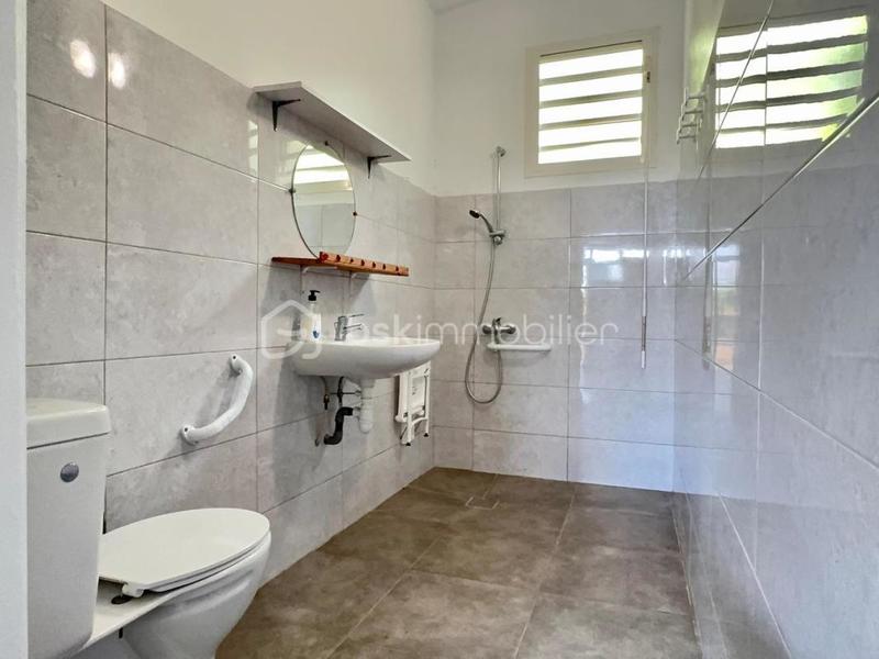 Maison - 100 m² - 6 pièces