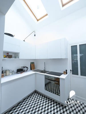 Loft - 80 m² - 3 pièces