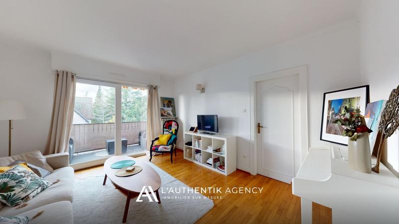 Appartement - 82 m² - 4 pièces