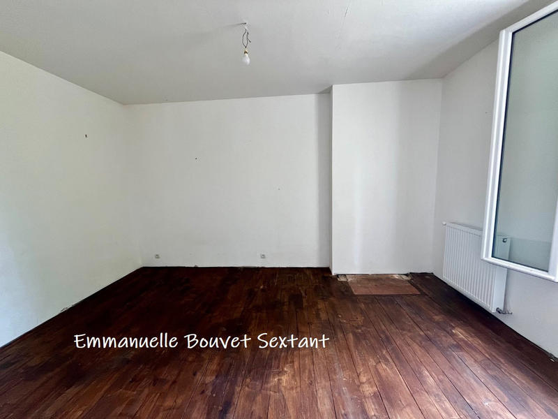 Maison - 180 m² - 8 pièces