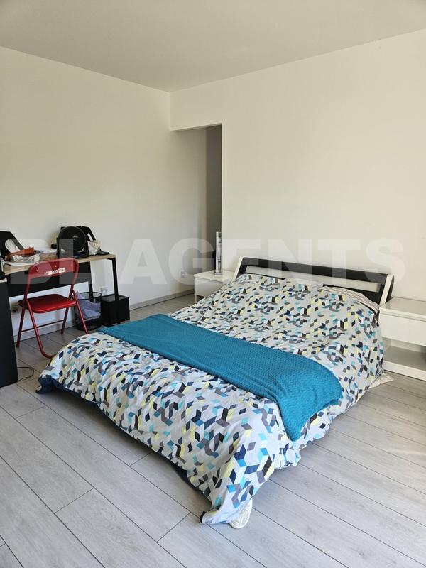 Maison contemporaine - 170 m² - 4 pièces