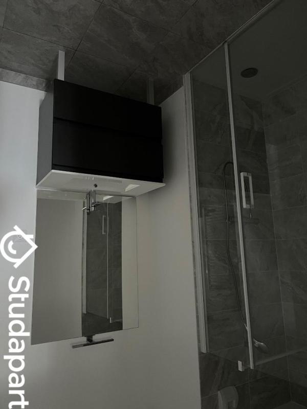 Chambre - 9 m² - 1 pièce