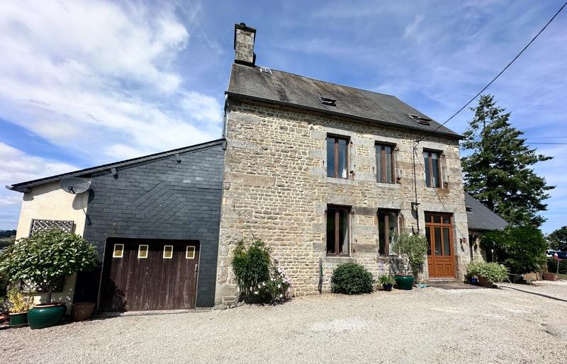 Maison - 158 m² - 6 pièces